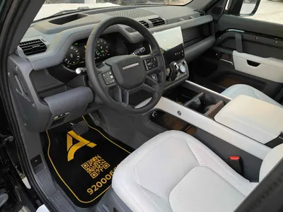 2026 لاند روفر ديفيندر اتش اس اي