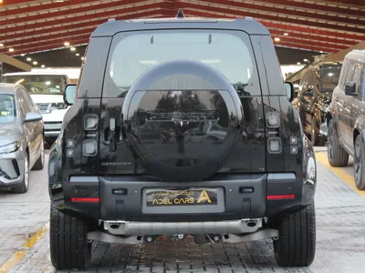 2026 لاند روفر ديفيندر اتش اس اي