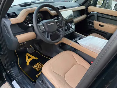 2026 لاند روفر ديفيندر اتش اس اي