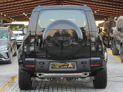 2026 لاند روفر ديفيندر اتش اس اي