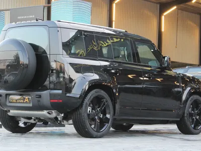 2026 لاند روفر ديفيندر اتش اس اي