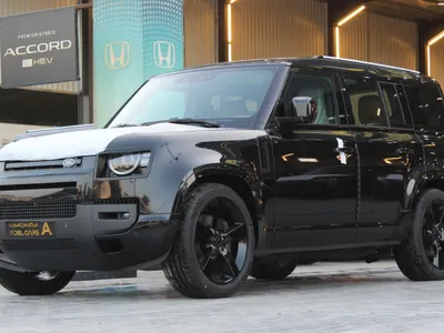 2026 لاند روفر ديفيندر اتش اس اي