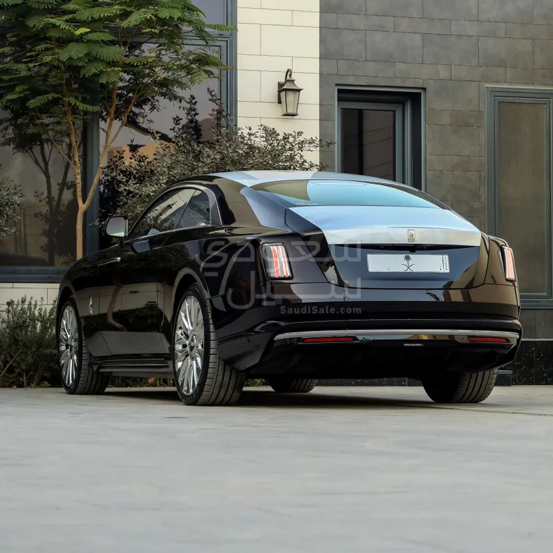 2025 رولز رويس سبيكتر