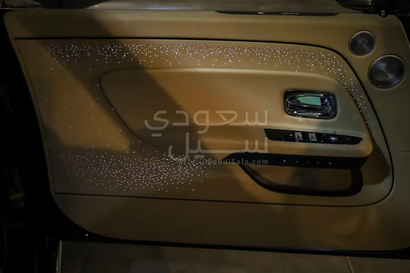 2025 رولز رويس سبيكتر