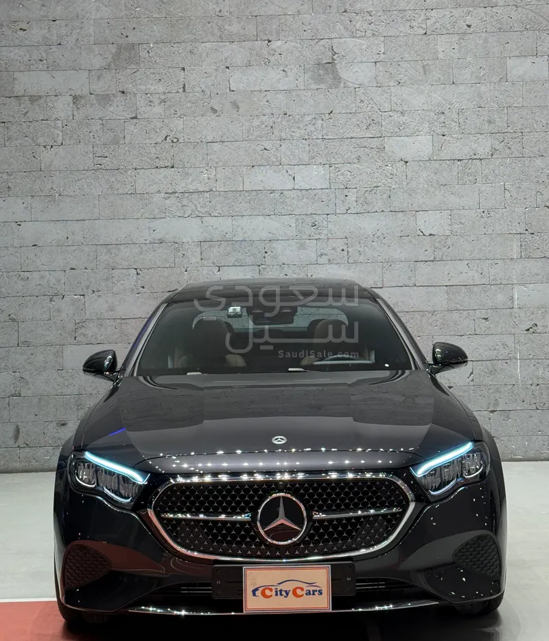 2025 مرسيدس - بنز إي 200
