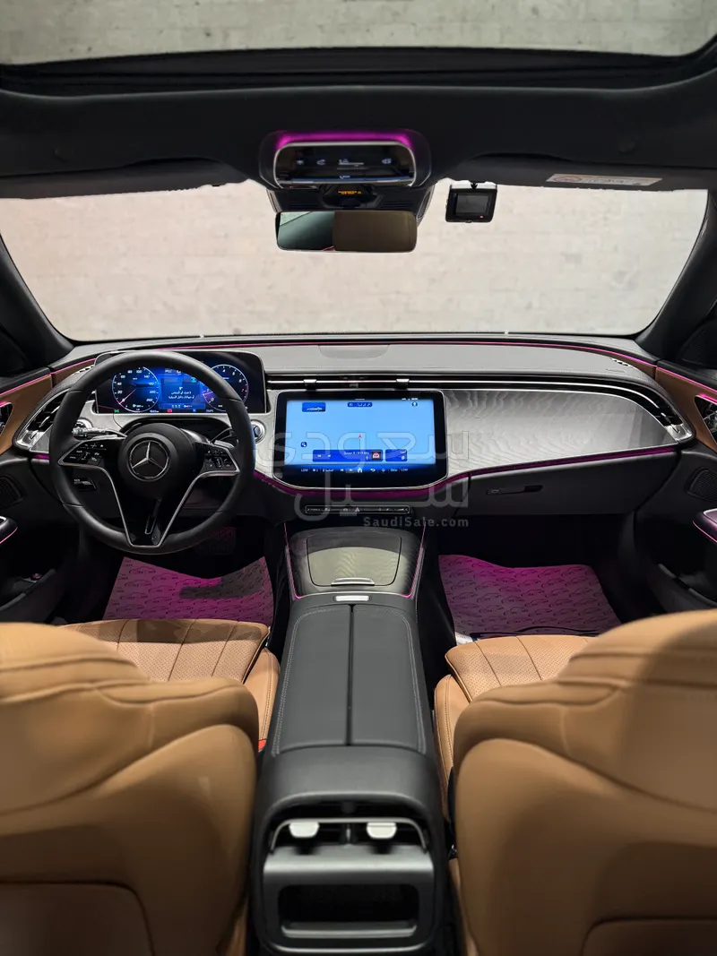 2025 مرسيدس - بنز إي 200