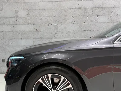 2025 مرسيدس - بنز إي 200