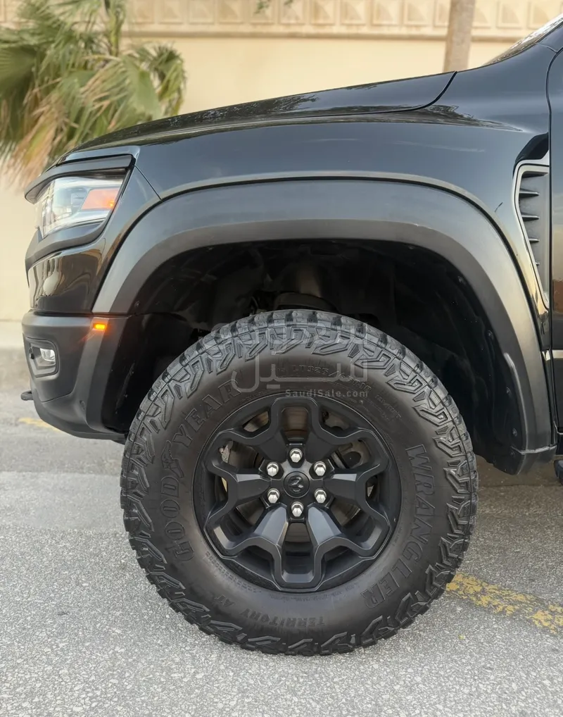 2023 دودج رام تي ار اكس