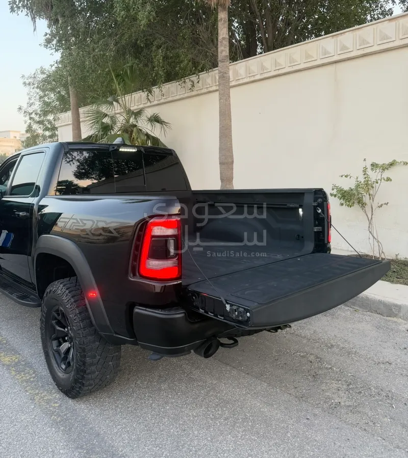 2023 دودج رام تي ار اكس