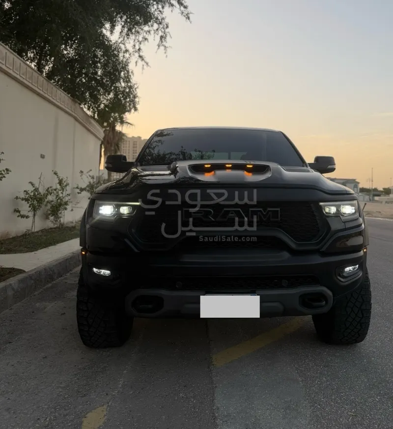 2023 دودج رام تي ار اكس