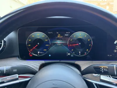 2022 مرسيدس - بنز أي 200