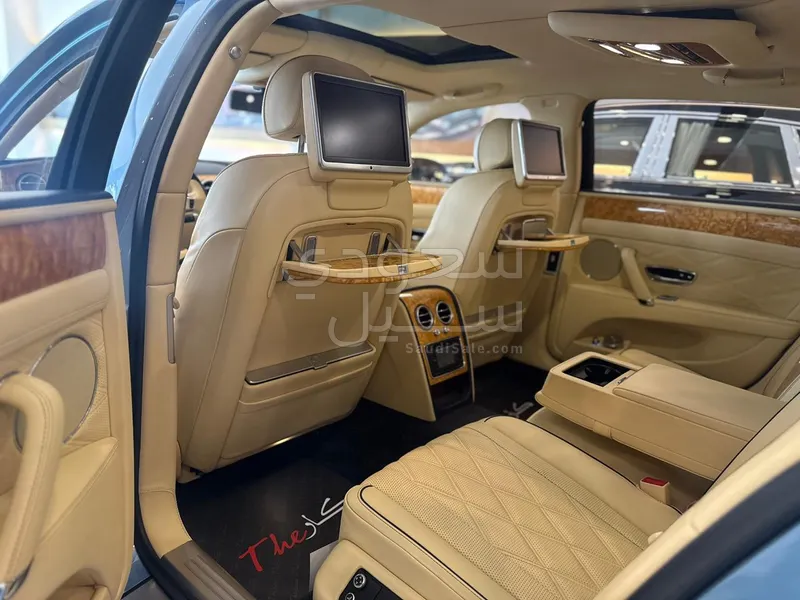 2014 بنتلي كونتيننتل فلاينج سبير مولينر