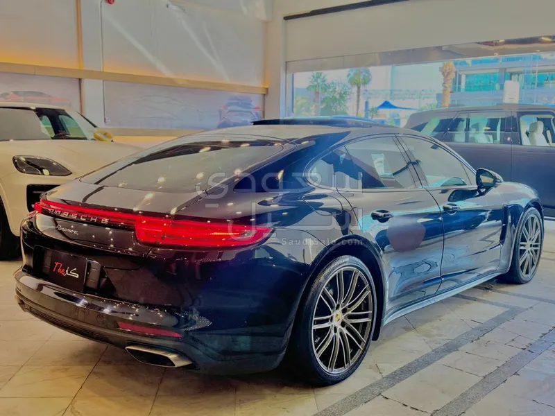 2020 بورش بانميرا