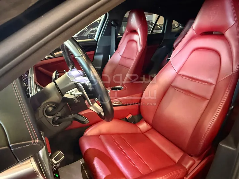 2020 بورش بانميرا