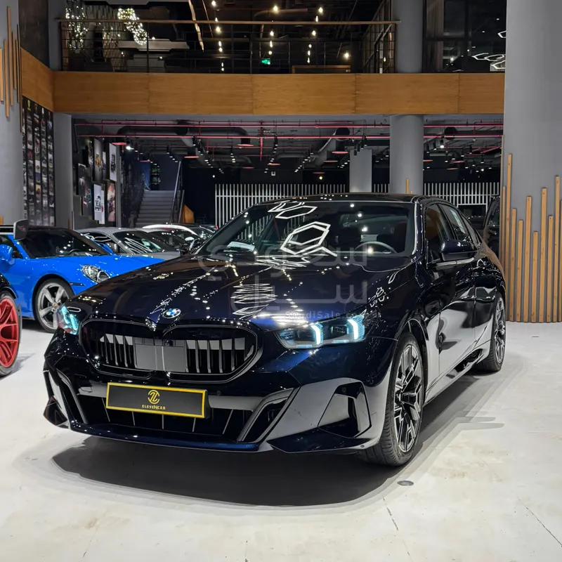 2026 بي ام دبليو الفئة الخامسة 520 أي