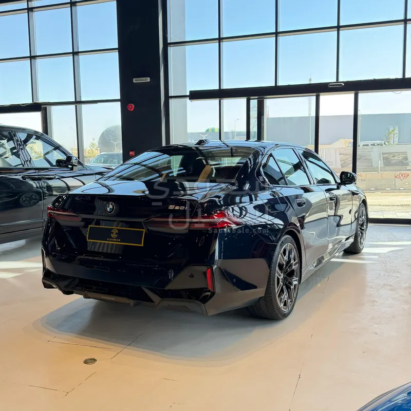 2026 بي ام دبليو الفئة الخامسة 520 أي