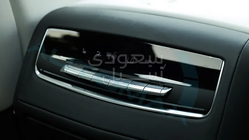 2025 كاديلاك اسكاليد سبورت