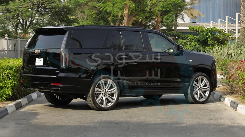 2025 كاديلاك اسكاليد سبورت