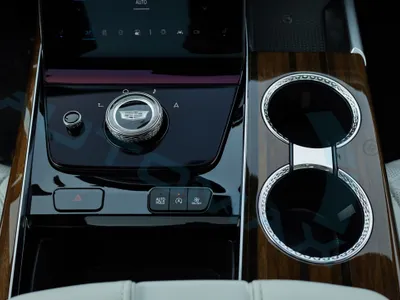 2025 كاديلاك اسكاليد سبورت