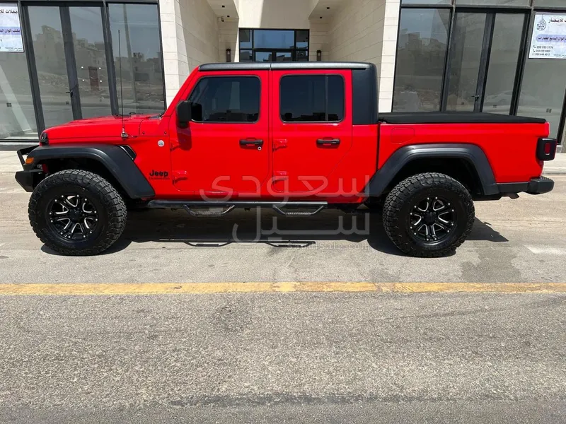 2020 جييب جلادياتور سبورت