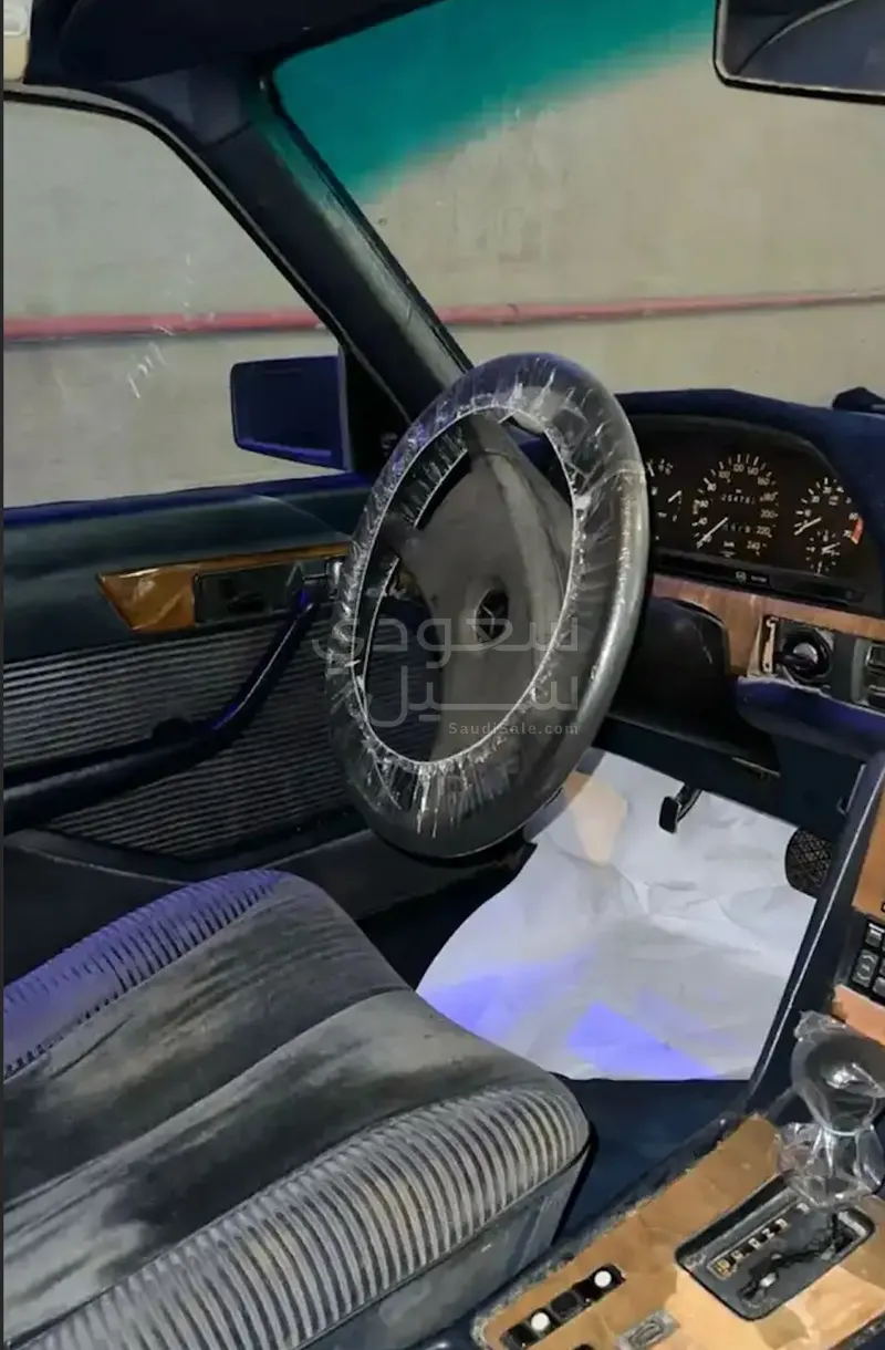 1985 مرسيدس - بنز إس إي إل 500