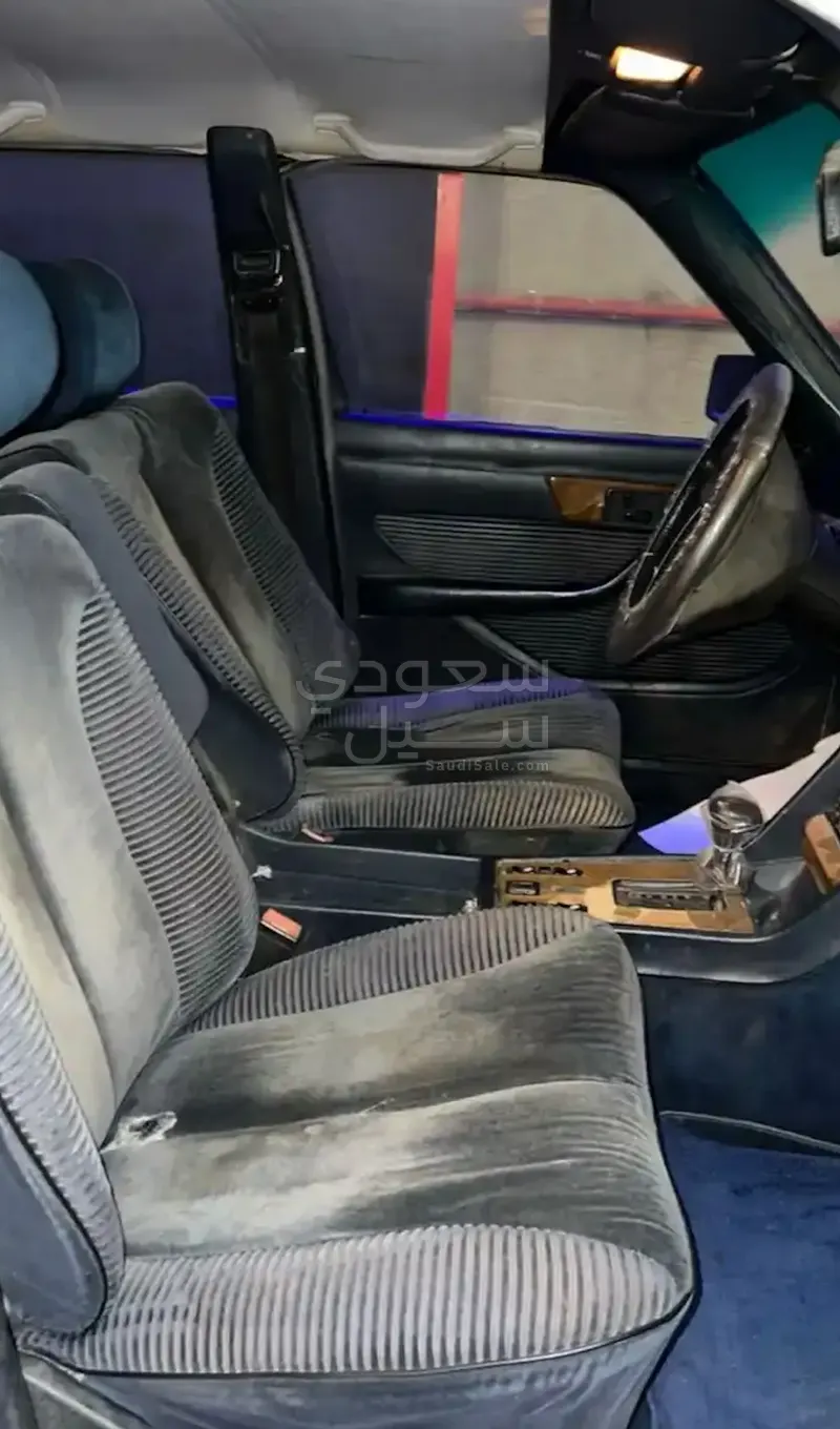 1985 مرسيدس - بنز إس إي إل 500