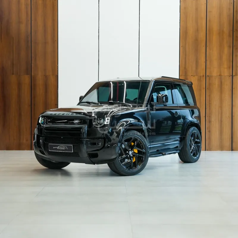 2022 لاند روفر ديفيندر 90