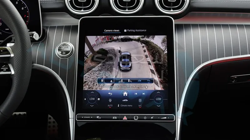 2026 مرسيدس - بنز سي إل إي 200