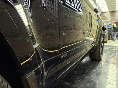 2023 لاند روفر ديفيندر 90