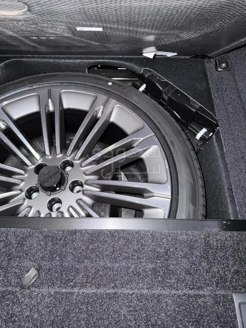 2023 لاند روفر رينج روفر اوتوبيوغرافي