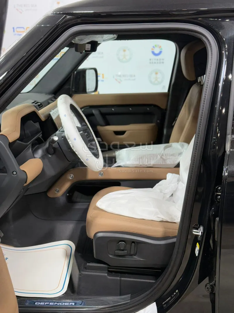 2026 لاند روفر ديفيندر اكس داينمك