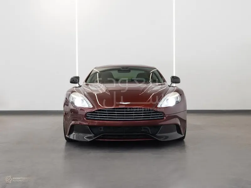 2013 استون مارتن فانكويش