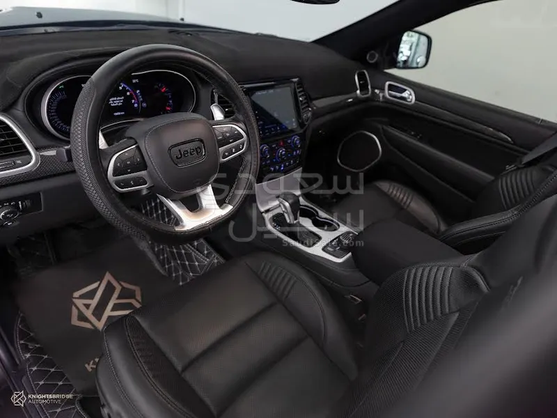 2021 جييب جراند شيروكي تراك هوك