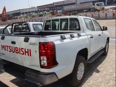 2024 متسوبيشي ال 200