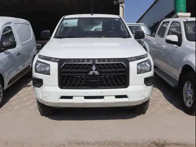 2024 متسوبيشي ال 200