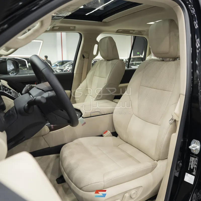 2025 تويوتا لاند كروزر جي اكس ار4