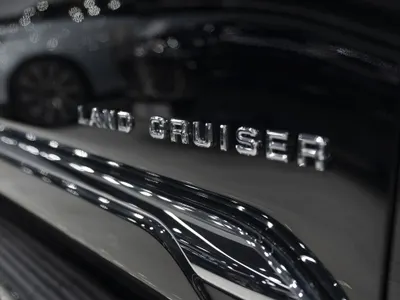 2025 تويوتا لاند كروزر جي اكس ار4