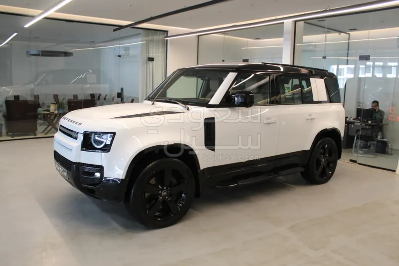 2025 لاند روفر ديفيندر 110