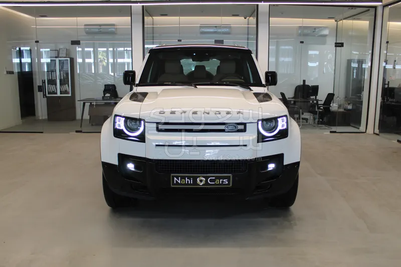 2025 لاند روفر ديفيندر 110