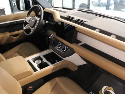 2025 لاند روفر ديفيندر 110