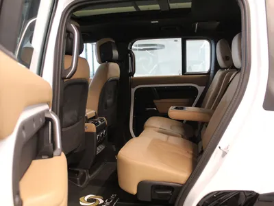 2025 لاند روفر ديفيندر 110