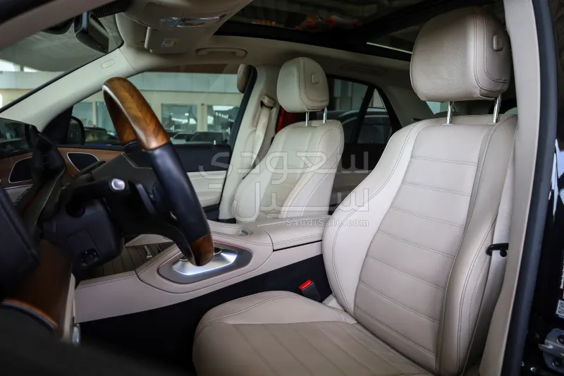 2023 مرسيدس - بنز جي إل إي 450