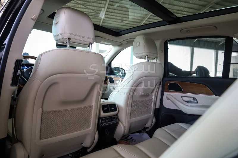 2023 مرسيدس - بنز جي إل إي 450