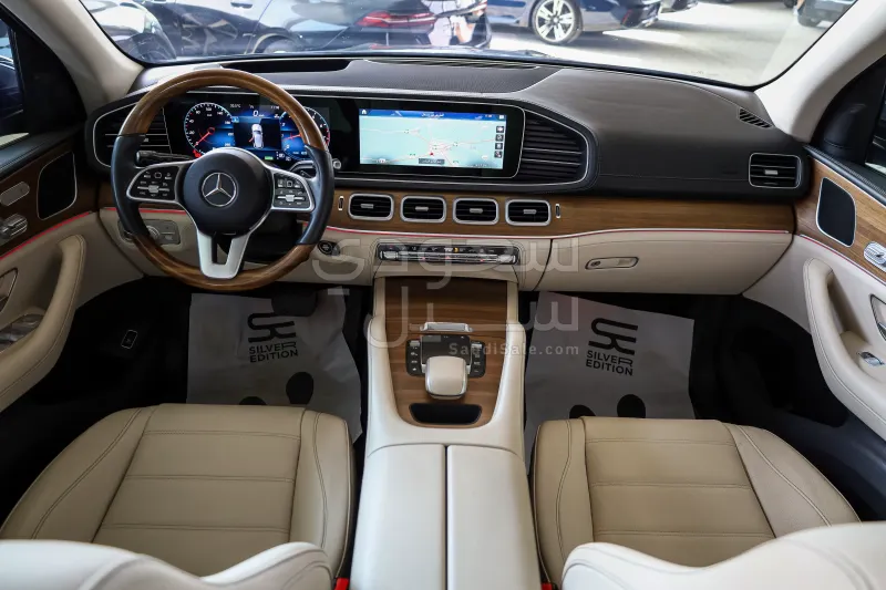 2023 مرسيدس - بنز جي إل إي 450
