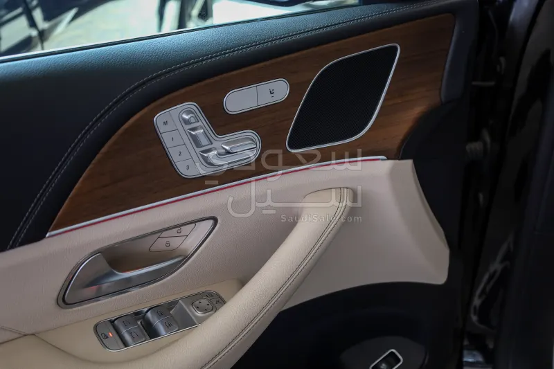 2023 مرسيدس - بنز جي إل إي 450