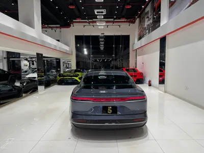 2025 لوسيد اير بيور