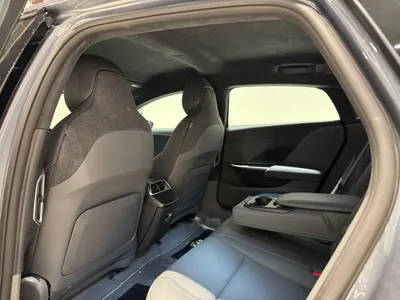 2025 لوسيد اير بيور