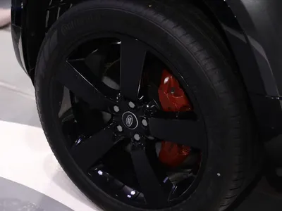 2025 لاند روفر ديفيندر اكس