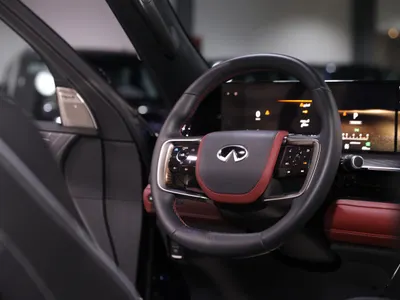 2025 انفينيتي كيو اكس 80