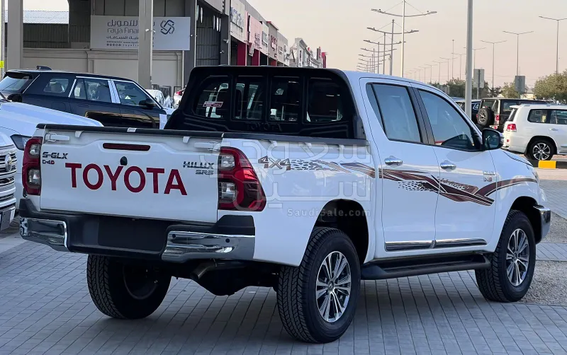 2026 تويوتا هاي لوكس غمارتين